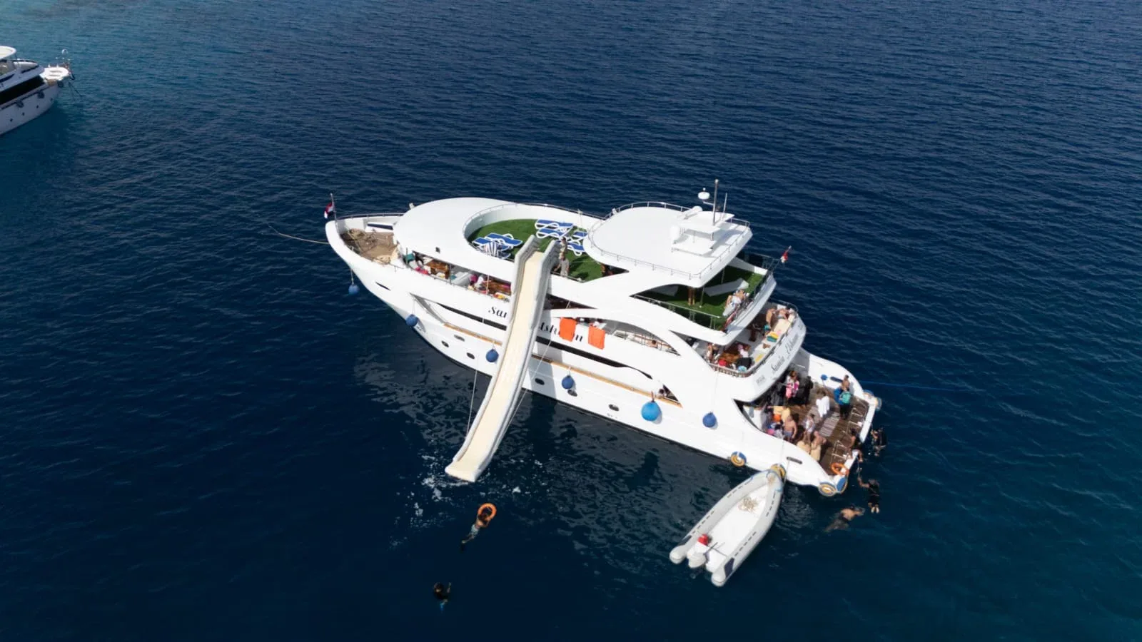 Snorkeling e Immersioni Premium all'Isola Bianca