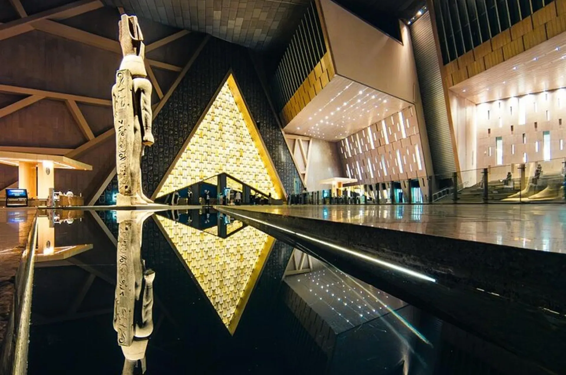 Il Cairo + NUOVO Grande Museo Egizio (Bus)